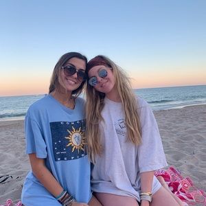 Meet your Posher, Valeria